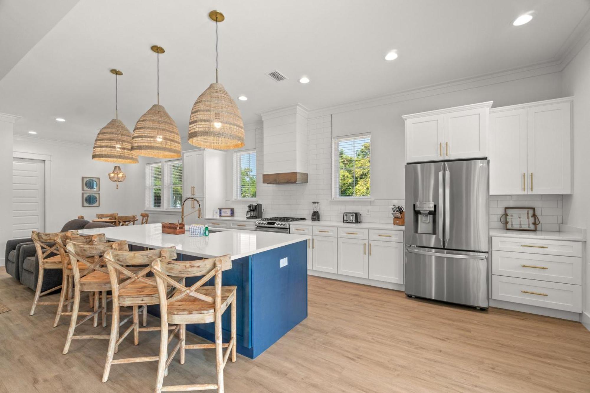 Brand New Home With In-Ground Pool, Four Houses From Beautiful Laguna Beach パナマシティービーチ エクステリア 写真